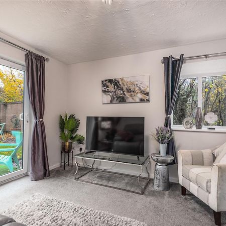 Worcester Fabulous Cherry Tree Mews Self Check In Dogs Welcome By Prior Arrangement , 2 Double Bedrooms ,Super Fast Wi-Fi, With Free Off Road Parking For 2 Vehicles Near Royal Hospital And Woodland Walks Eksteriør billede
