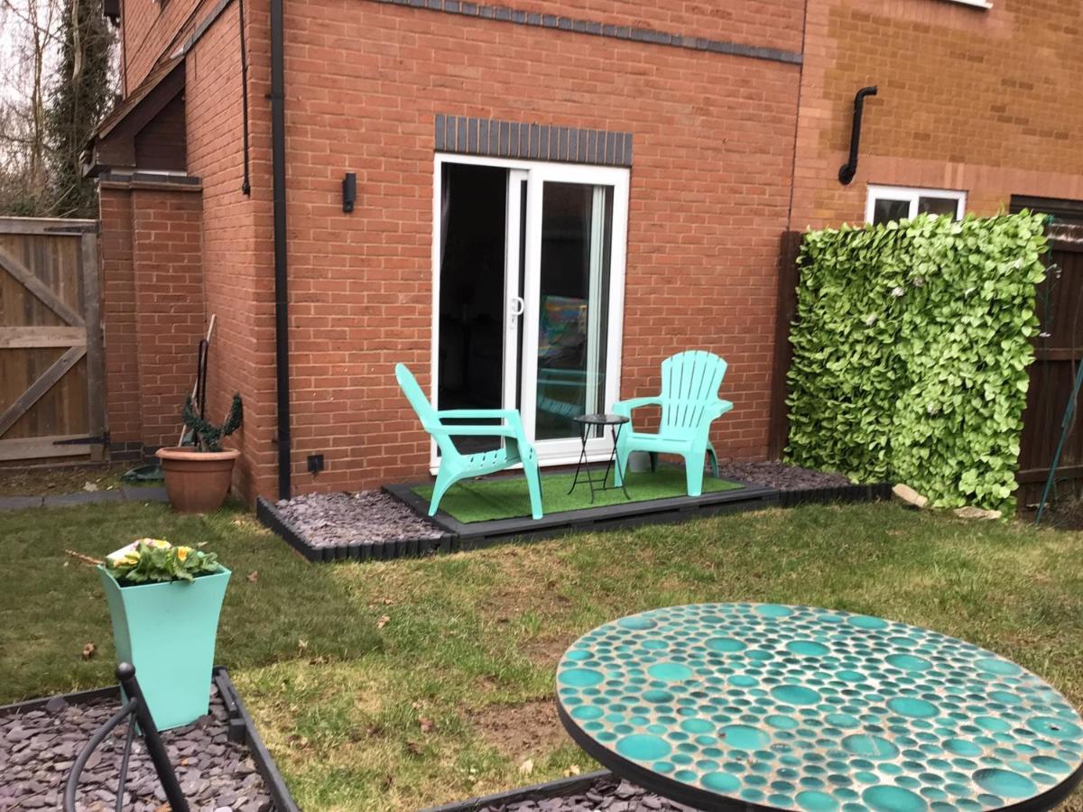 Worcester Fabulous Cherry Tree Mews Self Check In Dogs Welcome By Prior Arrangement , 2 Double Bedrooms ,Super Fast Wi-Fi, With Free Off Road Parking For 2 Vehicles Near Royal Hospital And Woodland Walks Eksteriør billede