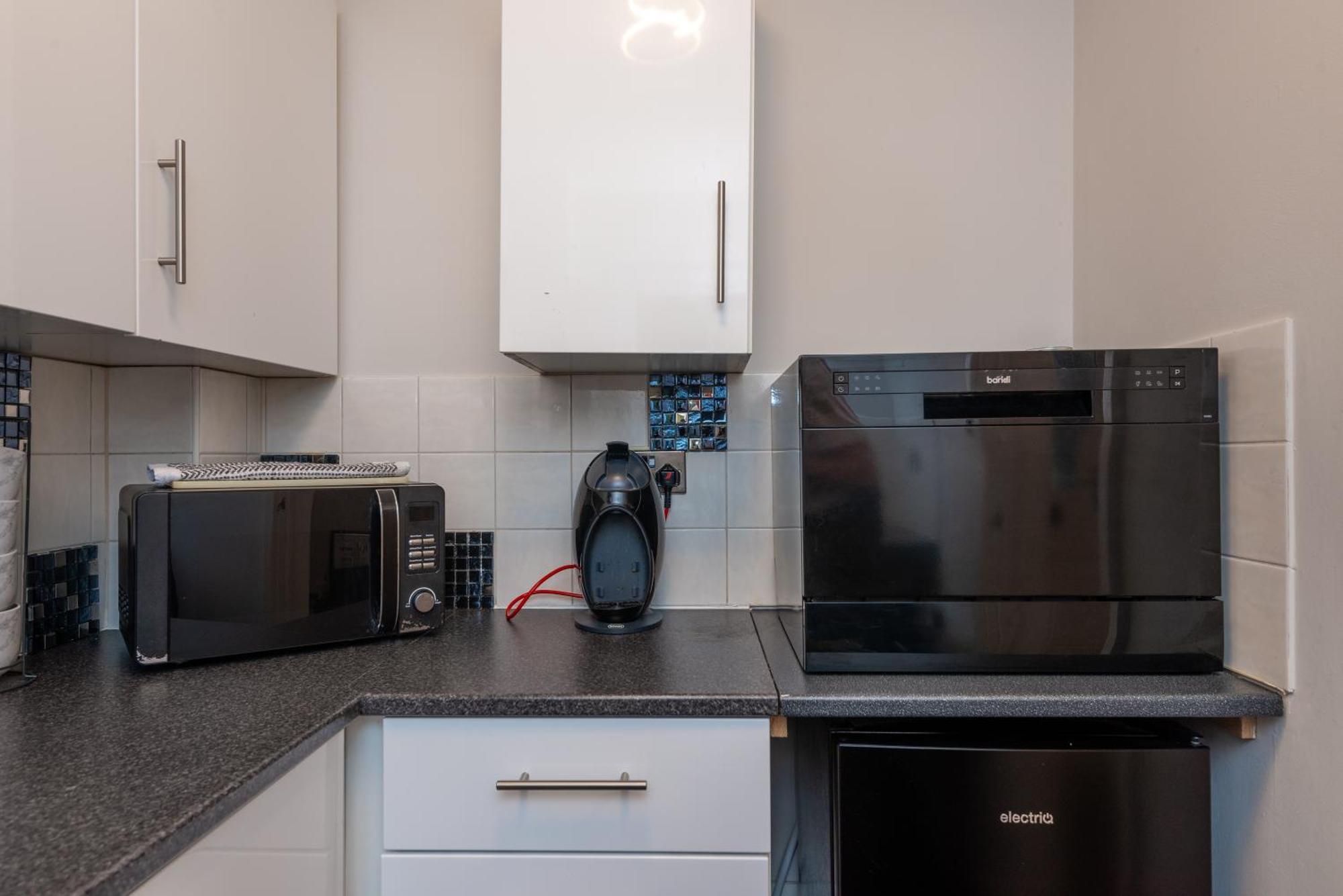 Worcester Fabulous Cherry Tree Mews Self Check In Dogs Welcome By Prior Arrangement , 2 Double Bedrooms ,Super Fast Wi-Fi, With Free Off Road Parking For 2 Vehicles Near Royal Hospital And Woodland Walks Eksteriør billede