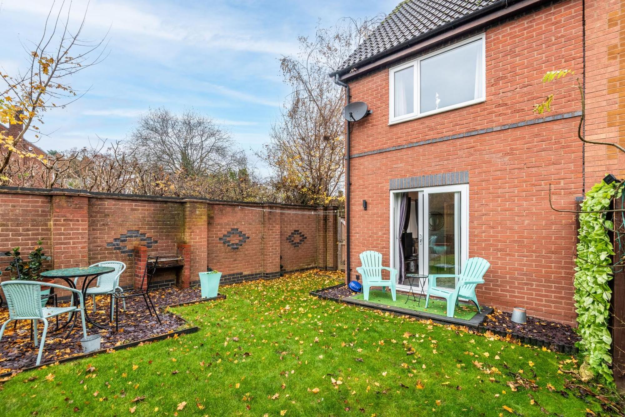 Worcester Fabulous Cherry Tree Mews Self Check In Dogs Welcome By Prior Arrangement , 2 Double Bedrooms ,Super Fast Wi-Fi, With Free Off Road Parking For 2 Vehicles Near Royal Hospital And Woodland Walks Eksteriør billede