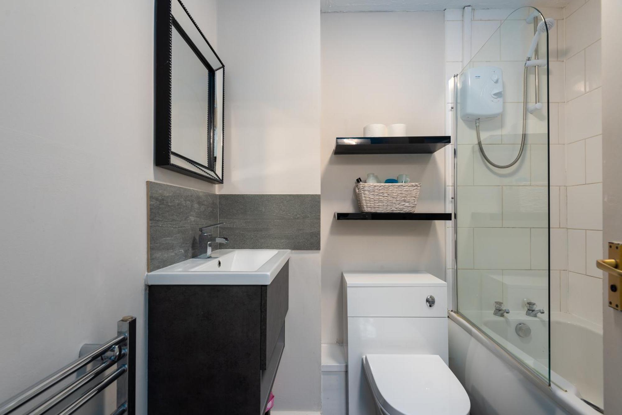 Worcester Fabulous Cherry Tree Mews Self Check In Dogs Welcome By Prior Arrangement , 2 Double Bedrooms ,Super Fast Wi-Fi, With Free Off Road Parking For 2 Vehicles Near Royal Hospital And Woodland Walks Eksteriør billede